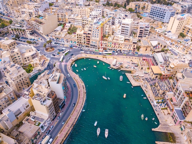 aerial view spinola bay st julians sliema town malta 181624 39193 - Web Nômade Digital