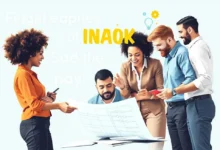 Grupo de empreendedores trabalhando juntos.