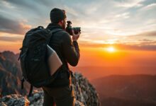 Fotógrafo nômade trabalhando em paisagem montanhosa