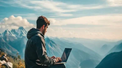 Retrato de um nômade digital trabalhando ao ar livre em meio à natureza.