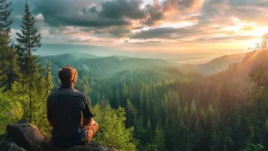 Nômade digital contemplando uma paisagem natural.