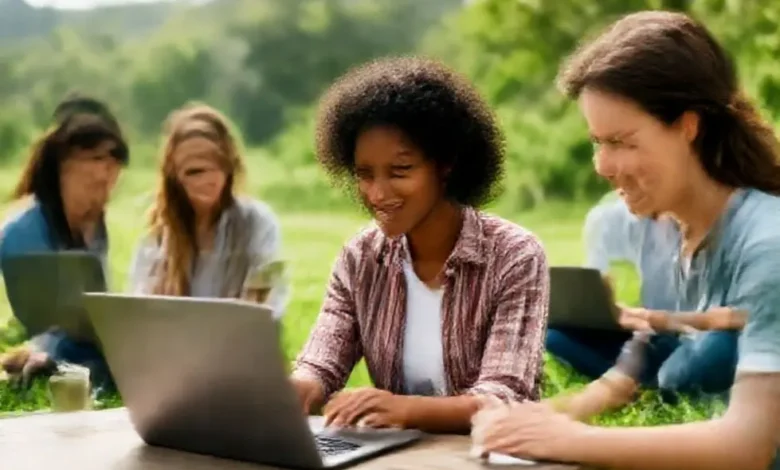 Nômades digitais trabalhando em um ambiente sustentável.